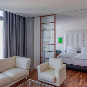 Innside By Meliá Frankfurt Eurotheum Hotel